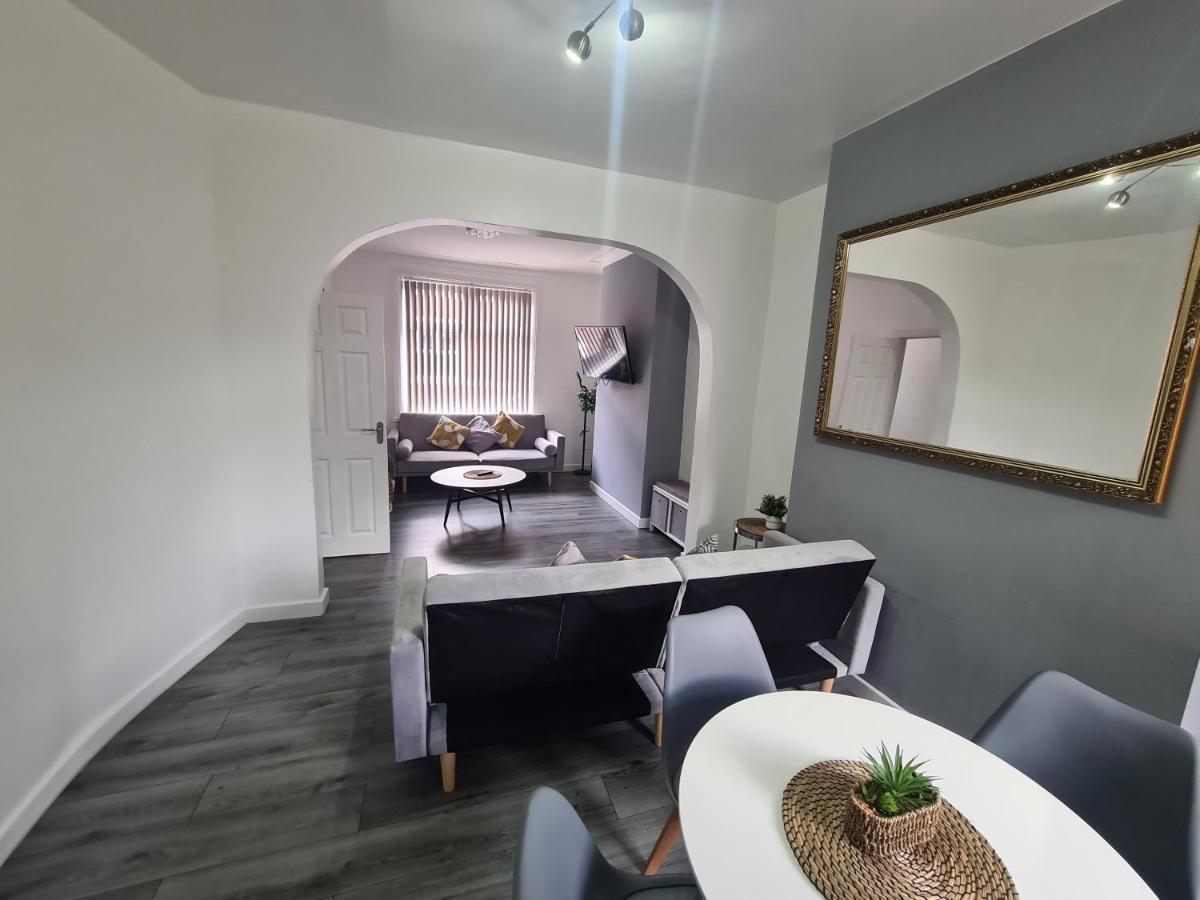 Appartamento Lovely 2-bedroom House Close To Media City.
